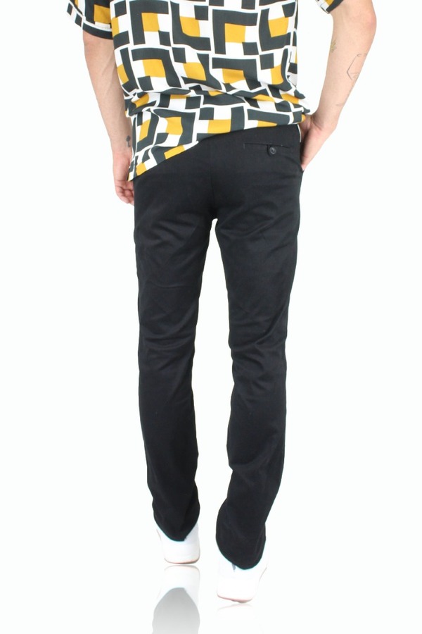 Pantalón Negro Corte Chino Slim Fit De Algodón Para Hombre